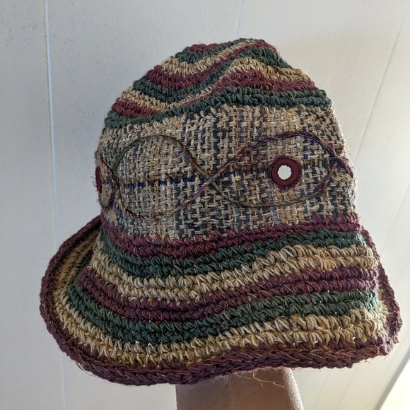 Handmade hat - Picture 1 of 3